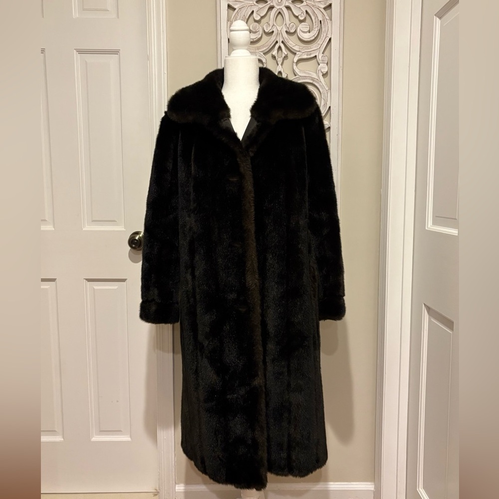 Vintage Dubrowsky & Perlbinder Tissavel Chocolate Brown Faux Fur Warm Coat